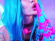 Preview 5 of Wet Jinx fucks her holes with a big monster dildo - virtual__lady