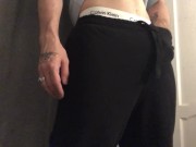 Preview 1 of A guy in sweatpants jerked off his dick and cumshot