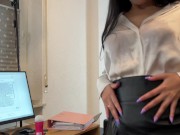 Preview 3 of Сексуальная секретарша трахается с боссом в офисе после работы