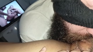 seeing the bitch carry two huge cocks in her lap one in the ass and in the pussy makes me horny🍆🍌