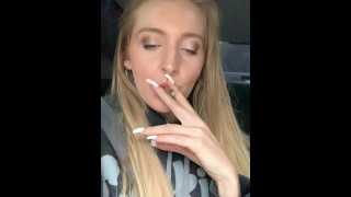 420 SEXY BLONDE GIRL SMOKING HUGE JOINT IN THE CAR SMOKING FETISH ASMR // BLONDE BUNNY