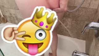 SHOOTING WATER OUT MY ASS SELF ANAL WATER ENEMA SHOWER HOSE IN MY BATHTUB // SHORT // BLONDE BUNNY