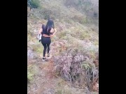 Preview 3 of La encuentro sola en el bosque y terminamos fumando y follando en público p1