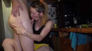 I masturbate my girlfriend while she gets a tattoo from the tattoo artist