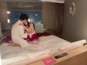 Preview 3 of 【個人撮影】Christmas🎄✨夜景の見えるホテルでサンタさんのコスプレをしたまりあと甘々中出しSEX♡Japanese amateur hentai ／日本人／素人カップル／おっぱい