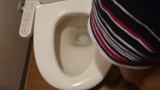 NanaMilk's open leg shaved pee in the public toilet.