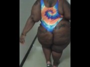 Preview 3 of Bbw Walk