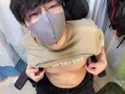 Preview 1 of A male idol wearing Japanese glasses has nipples orgasm.