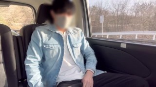 [Amateur/Masturbation] Pies in the masturbator while panting while traveling