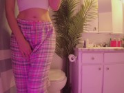 Preview 4 of She want to piss SO MUCH