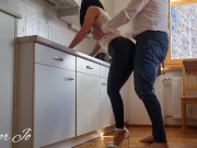 Preview 2 of Sesso appassionato italiano in cucina con la mia sexy step-cugina milf italiana