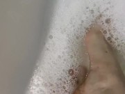 Preview 2 of MY SWEET TOES IN THE BATH! LOOK AT THE FOAM! I WANT TO SEE A SEA OF SPERM!
