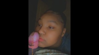CaramelCookieee Gets Tongue Slapped With Some Dick As She Gives Sloppy Head 💦👅🥵