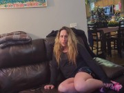 Preview 1 of Pregnant stepmom wanted me to fuck her 🔥 🔥 😲 😲 😲 🔥