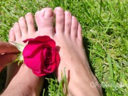 Preview 1 of Ode to my body: Sensitive feets. By Olivia Díaz