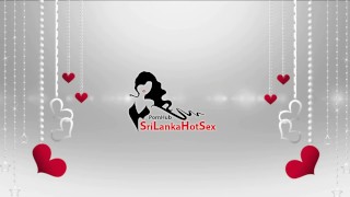 අනේ මගේ හුත්ත උරන්නකො හොදට. Sinhala voice . Girlfriend getting ready for sex   