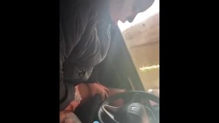 Horny girl started to play with her pussy in the car