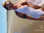Preview 3 of Cassiana se exibe na praia publica depois fode gostoso