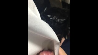 [Voyeur] A perverted boy who masturbates with a glans vibrator while watching erotic animation in th