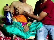 Preview 6 of Padosh wali Bhojayi Ko Beer Pilakar choda - Fucking Neighbour Girl