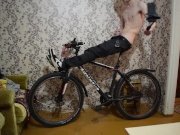 Preview 4 of cycling homemade handjob head did not fit in the frame with a fountain of sperm