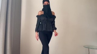 MUSLIM GIRL MAKES TITS FUCK AND BLOWJOB