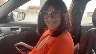 Naughty Velma squirting and masturbating in bed 