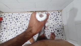 Masturbating with a big shampooed cock🔥💦