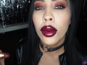 Preview 2 of Lipstick Bimbo Facial While Smoking
