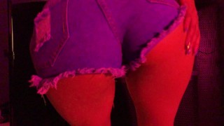 PILLADAS Fiesta de baile universitaria Culona bailando adicta al porno LIVE 4k