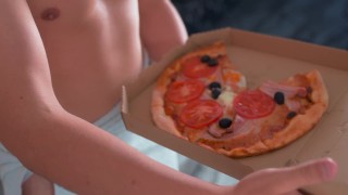 A young pizza delivery man makes a perverted big-breasted MILF cum at his front door ♡♡♡♡