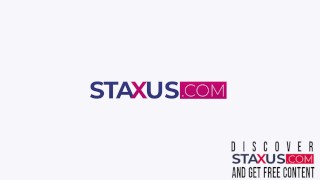 🌲 STAXUS :: Horny fucked the gardener after spying on him. Ares Reiv y Kieron Zaks