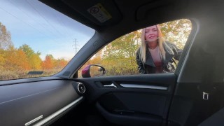 Meeting with stepsister after school ended with blowjob in the car