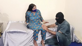 rich arab wife in dubai with indian sex slave