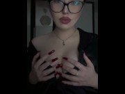 Preview 3 of Before going to work I decided to cheer myself up, I really like to massage my tits, it excites me