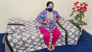 Sangeetabide pissing and flashing her pussy with dirty Hindia audio