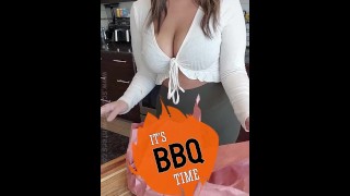 Big Boob Teacher sucks the dick of her tinder date in their first meeting