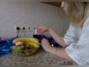Preview 1 of New Year's mood masturbate with banana