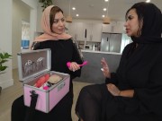 Preview 2 of Saudi Barbienjd lesbian scenes with Alina angel/ السحاق العربي والخليجي الاول باربي نجد و اليناانجل