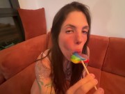 Preview 4 of ישראלית מוצצת - Israeli girl sucking her lollipop