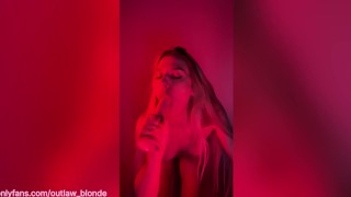 The Most Perfect Blowjob You`ve Ever Seen She Want`s Your Dick