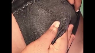 Schoolgirl Takes Boss Hand Inside Pussy And Shaking Orgasm හුත්ත ඇතුලට අත දාගෙන කලත්තන්න සර්