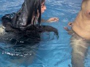 Preview 6 of MY GIRLFRIEND GIVES ME A SUPER BLOWJOB UNDER THE WATER UNTIL I CUM IN HER MOUTH