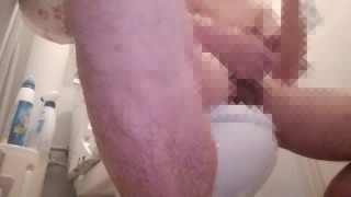 Delusion masturbation in the toilet after a cute girl friend used it. Because it was warm ~
