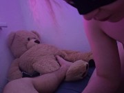 Preview 4 of Little slut Bläst licks the cum off the cock and gets fucked hard