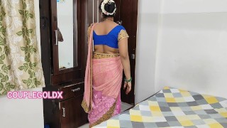 මහත්තයට හොරෙන් ගෑනි බොස් එක්ක රූම් එකේ Sri lankan Slut Wife fucked with boss