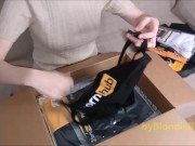 Preview 2 of Special unboxing 25k subscribers. Thank you Pornhub for these wonderful gifts (happy ending)