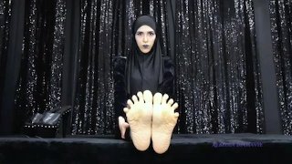 Worshiping my arabian feet in supreme silence - foot fetish worship wrinkled soles arab mistress pov