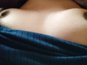 Preview 5 of 「腰ヘコしながら雑魚乳首イキます…」日本人女性の寝起きチクニー。