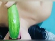 Preview 4 of Pipino pinasok sa puke. FULL VID. 🥒 Horny Pinay fcking a cucumber! 💦